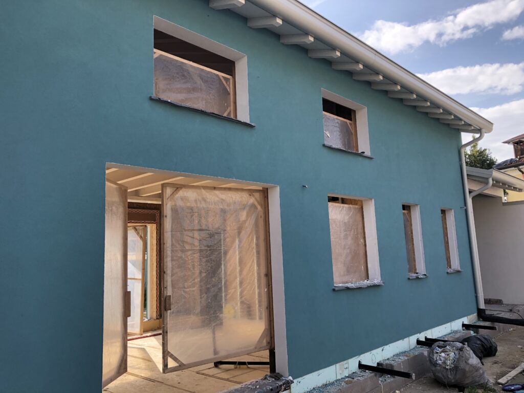 Casa in legno moderna di design realizzata in bioedilizia