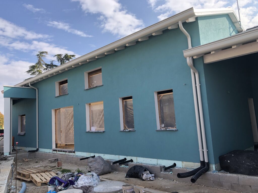 Casa in legno moderna di design realizzata in bioedilizia